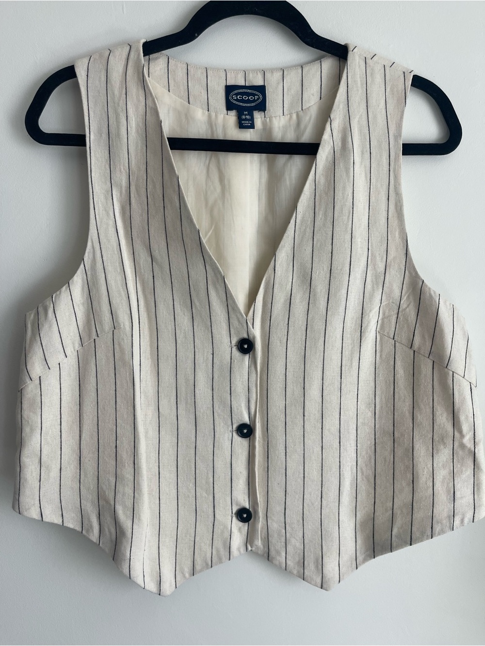 Scoop Cream Pinstripe Sleeveless Vest